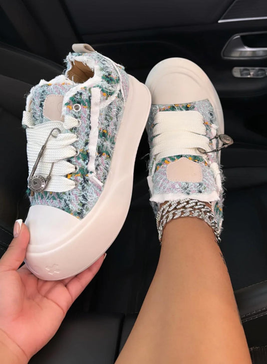 Ripped platforms