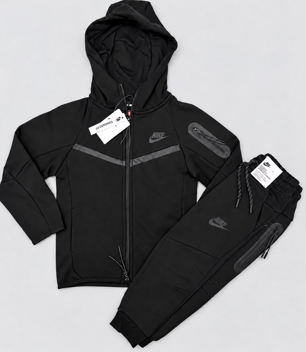 Kid Nike techs